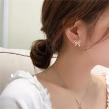 Crystal Ribbon Heart Earrings - ArtGalleryZen