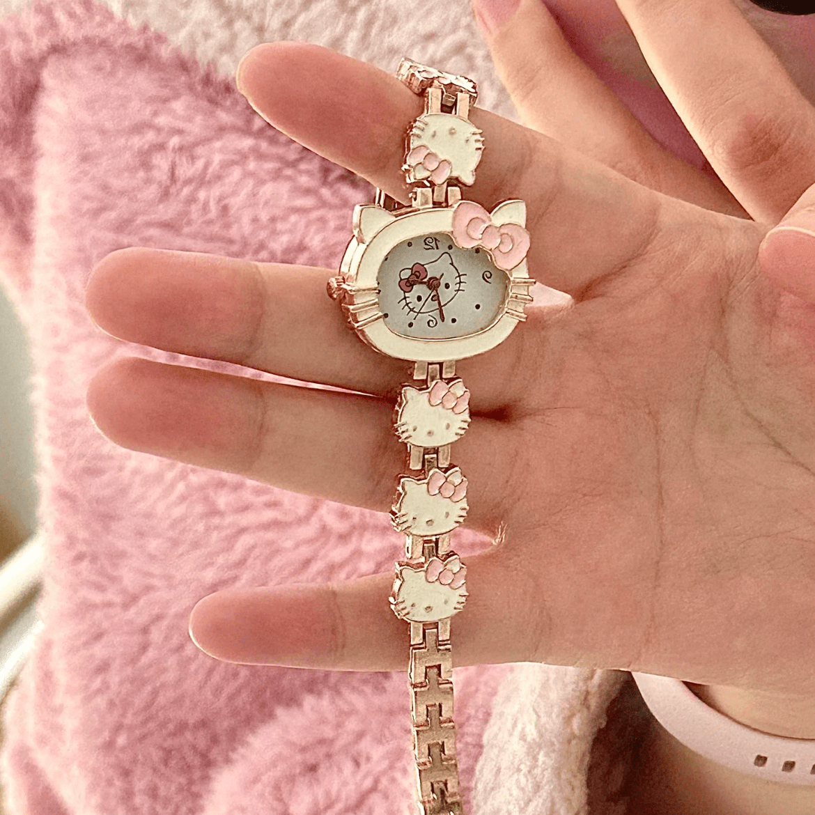 Cute Sanrio Hello Kitty Watch - ArtGalleryZen