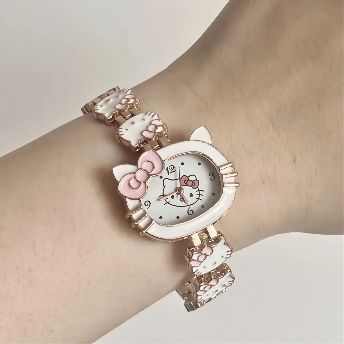 Cute Sanrio Hello Kitty Watch - ArtGalleryZen