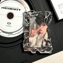 Cyberpunk Irregular Silver Tone Kpop Keychain Photocard Holder - ArtGalleryZen