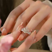 CZ Inlaid Stackable Silver Crown Ring Set - ArtGalleryZen
