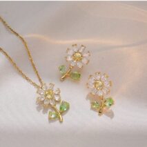 Dainty Crystal Daisy Flower Necklace Earrings Set - ArtGalleryZen