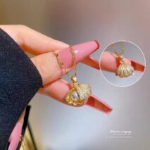 Dainty CZ Inlaid Pearl Shell Pendant Chain Necklace - ArtGalleryZen