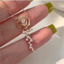 Dainty CZ Inlaid Rose Necklace - ArtGalleryZen