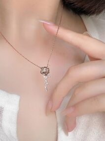 Dainty CZ Inlaid Rose Necklace - ArtGalleryZen