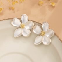 Dainty Gold Silver Plated Flower Stud Earrings - ArtGalleryZen