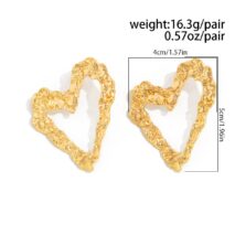 Dainty Pleated Heart Stud Earrings - ArtGalleryZen