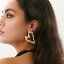 Dainty Pleated Heart Stud Earrings - ArtGalleryZen
