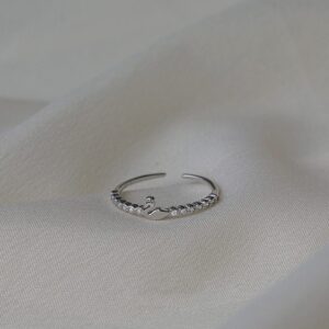Delicate S925 Silver Swan Open Ring - ArtGalleryZen