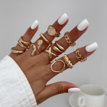 Elegant 11pcs Heart Waterdrop Twisted Ring Set - ArtGalleryZen