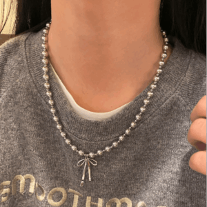 Elegant Bowknot Pendant Grey Pearl Chain Necklace - ArtGalleryZen