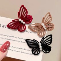 Elegant Flocking Pearl Butterfly Hair Clip - ArtGalleryZen