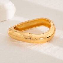 Elegant Gold Silver Tone Curved Bangle Bracelet - ArtGalleryZen