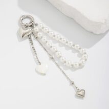 Elegant Heart Shell Pendant Pearl Keychain - ArtGalleryZen