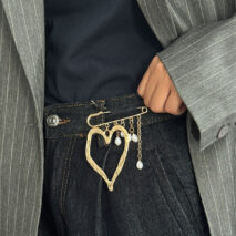 Elegant Hollow Heart Pearl Tassel Pin Brooch - ArtGalleryZen