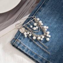 Elegant Pearl Heart Tassel Trouser Pin - ArtGalleryZen