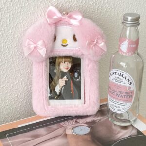 Furry My Melody Cinnamoroll Kpop Keychain Photocard Holder - ArtGalleryZen