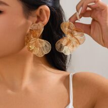 Geometric Chunky Hollow Ginkgo Leaf Earrings - ArtGalleryZen