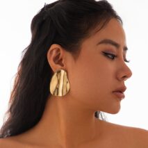 Geometric Chunky Pleated Oval Earrings - ArtGalleryZen