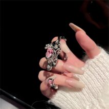 Geometric Crystal Heart Bangle Bracelet - ArtGalleryZen
