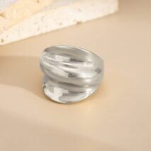 Geometric Gold Silver Tone Chunky Pleated Ring - ArtGalleryZen