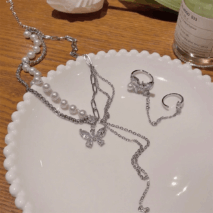 Glitter Layered Crystal Inlaid Butterfly Pearl Chain Y Necklace Ring Set - ArtGalleryZen