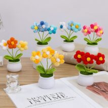 Handmade Crochet Potted Daisy Flower - ArtGalleryZen