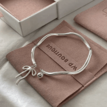 Handmade Silver Ribbon Bangle Bracelet - ArtGalleryZen