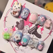 Handmade Y2K Doro Cat Clover 3D Press on Nails Short False Nail - ArtGalleryZen