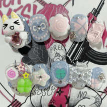 Handmade Y2K Doro Cat Clover 3D Press on Nails Short False Nail - ArtGalleryZen
