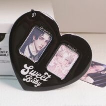 Heart Couples Keychain Kpop Photocard Holder - ArtGalleryZen