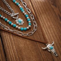 Hippie Toggle Clasp Bull Flower Pendant Turquoise Chain Velvet Necklace Set - ArtGalleryZen
