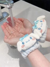 Kawaii 2 Pieces Face Washing Anti-Wet Plush Wristband Hairband Set - ArtGalleryZen