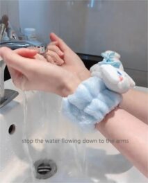 Kawaii 2 Pieces Face Washing Anti-Wet Plush Wristband Hairband Set - ArtGalleryZen