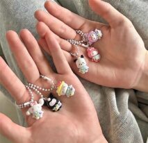 Kawaii 7 Pieces Sanrio Keychain Set - ArtGalleryZen