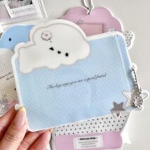 Kawaii Animal Photocard Holder Keychain - PVC Card Display Bag - ArtGalleryZen