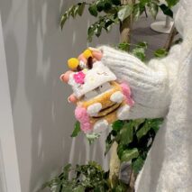Kawaii Hello Kitty Bee Plush AirPods Earphone Case - ArtGalleryZen