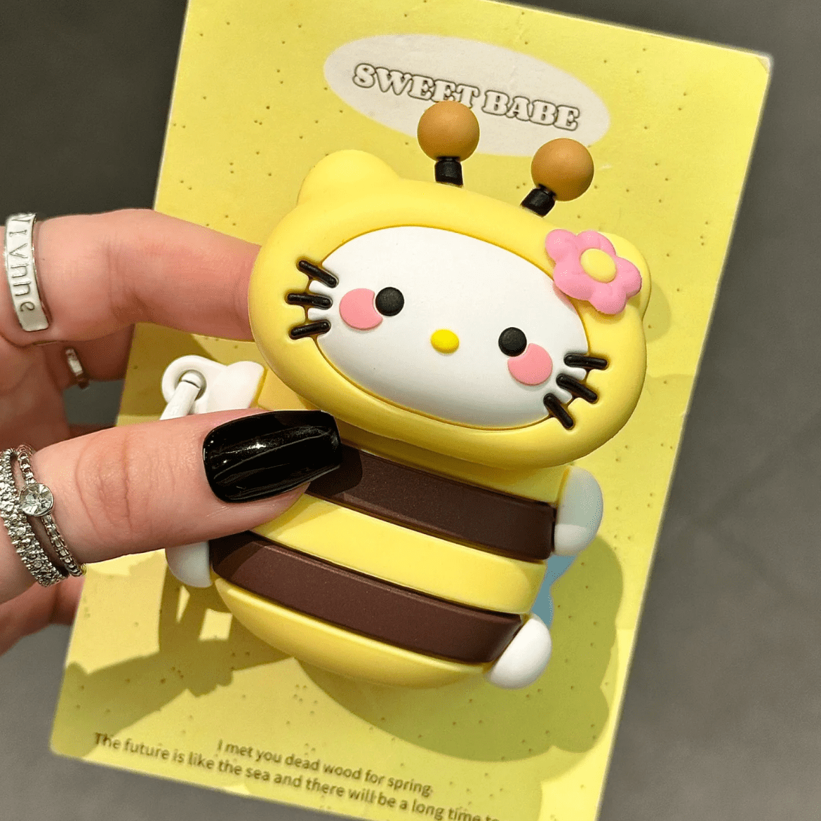 Kawaii Hello Kitty Bee Silicone AirPods Earphone Case - ArtGalleryZen