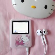 kawaii Hello Kitty Portable Mini Walkman MP3 - ArtGalleryZen