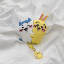 Kawaii Hugging Chiikawa AirPods Earphone Case - ArtGalleryZen