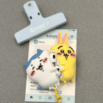Kawaii Hugging Chiikawa AirPods Earphone Case - ArtGalleryZen