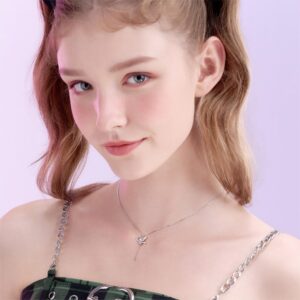 Kawaii Sanrio Cupid Heart Moving Angel Wings Kuromi Necklace - ArtGalleryZen