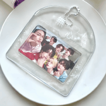 Lucky Clover Rainy Day Kpop Keychain Horizontal Photocard Holder - ArtGalleryZen