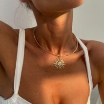 Minimalist Sun Face Pendant Collar Necklace - ArtGalleryZen