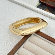 Red Chunky Square Bangle Bracelet Set - ArtGalleryZen