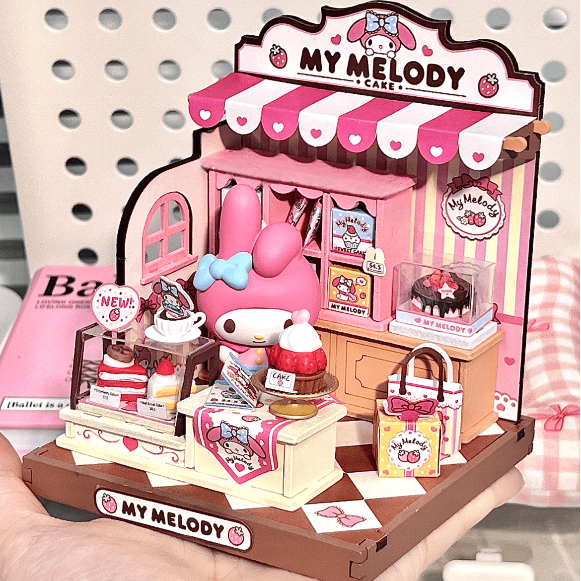 Sanrio Authorized My Melody DIY Strawberry Dessert Mini Shop - ArtGalleryZen