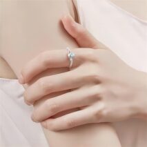 Sanrio Cinnamoroll Crystal Heart Ring - ArtGalleryZen