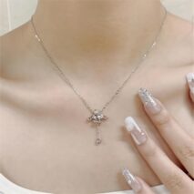 Sanrio Crystal Crown Cinnamoroll Necklace - ArtGalleryZen