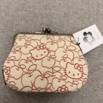 Sanrio Hello Kitty Embroidery Canvas Gold Mouth Bag - ArtGalleryZen