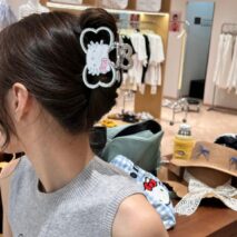 Sparkling Hello Kitty Bowknot Hair Claw - ArtGalleryZen
